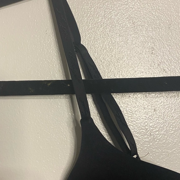 Victoria's Secret Angels Black Lace Bra - Picture 4 of 8